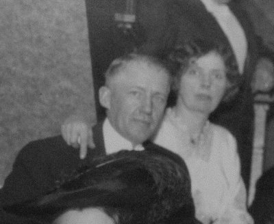Louise Kelly and E.B.Kelly detail from group photo